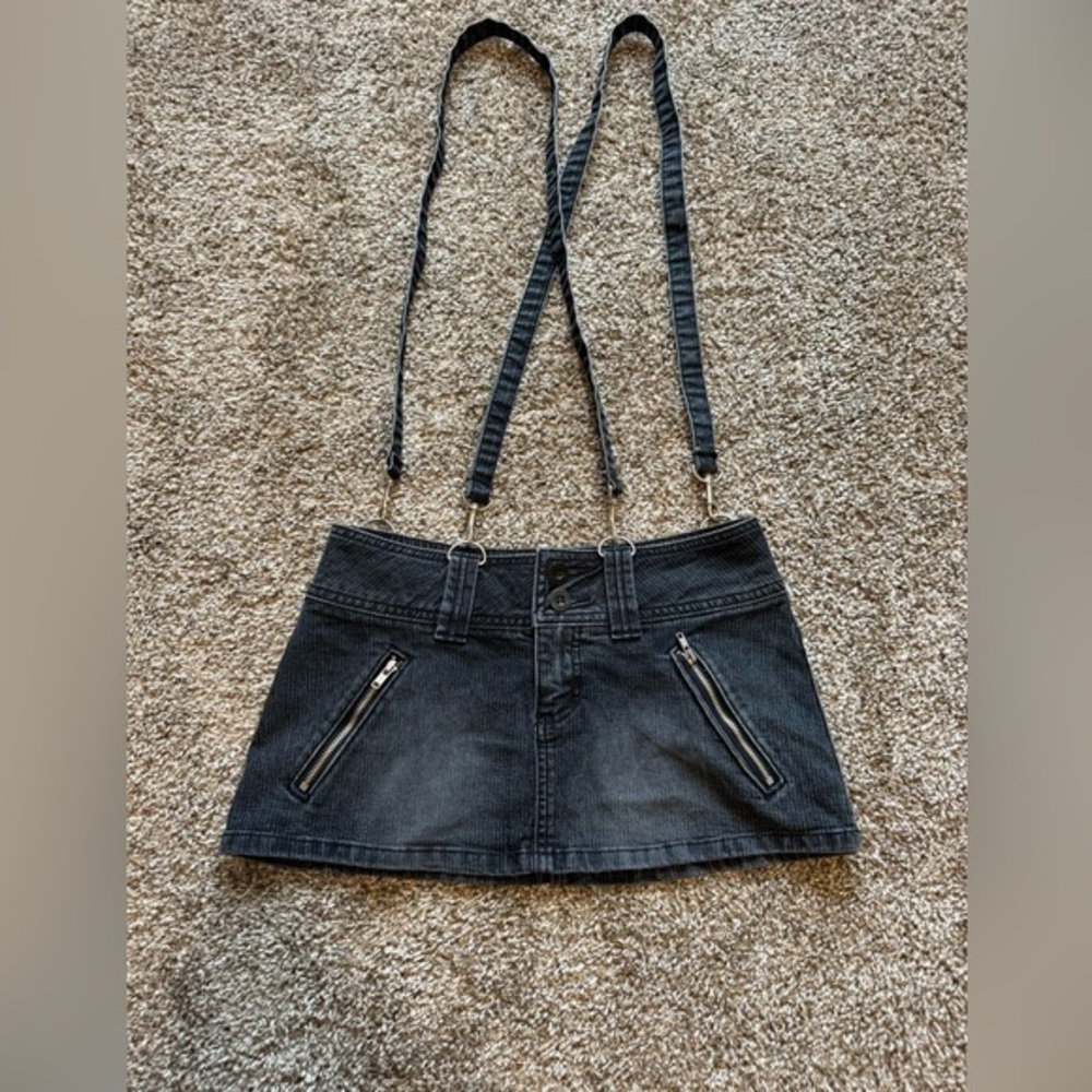 Vintage Duchesse jeans mini skirt with D rings and straps